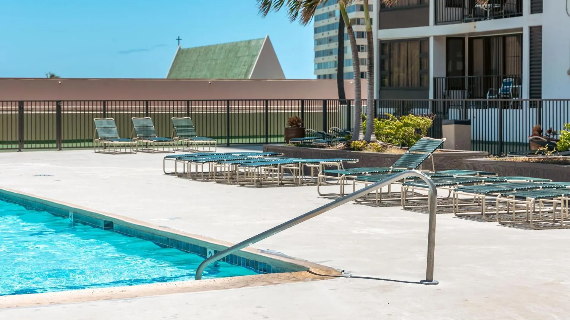 Chic And Upscale Waikiki Beach Ocean View With Parking Honolulu Daire