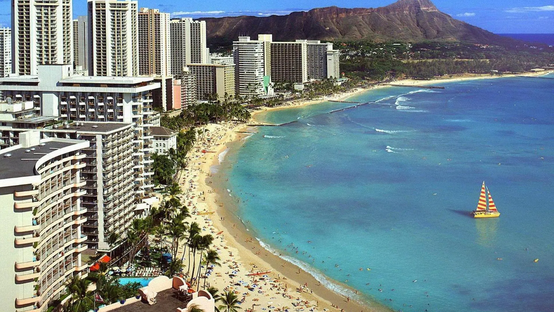 Chic And Upscale Waikiki Beach Ocean View With Parking Honolulu Apartment
