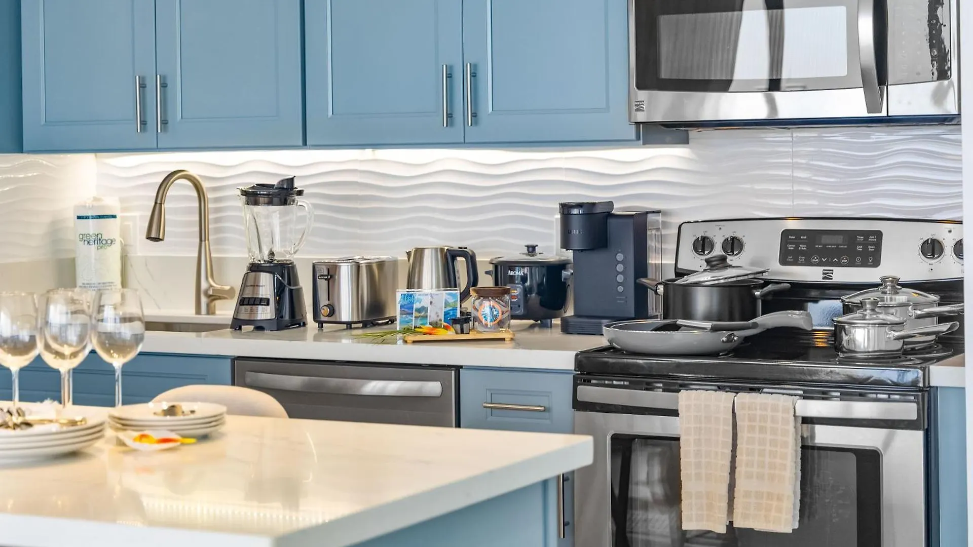 Chic And Upscale Waikiki Beach Ocean View With Parking Honolulu 0*,