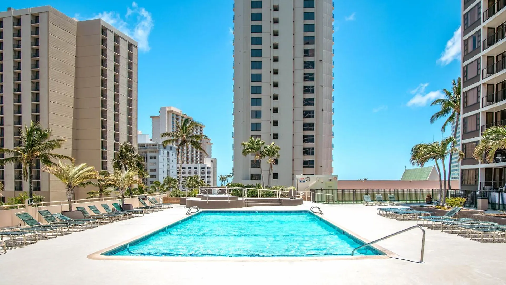 Chic And Upscale Waikiki Beach Ocean View With Parking Honolulu